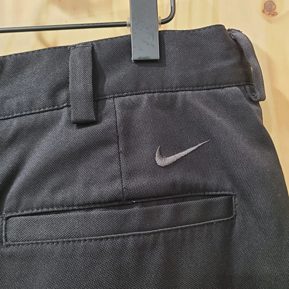 Nike Golf Shorts Black Mens Size 34 Chino Performance Athletic Preppy Swoosh